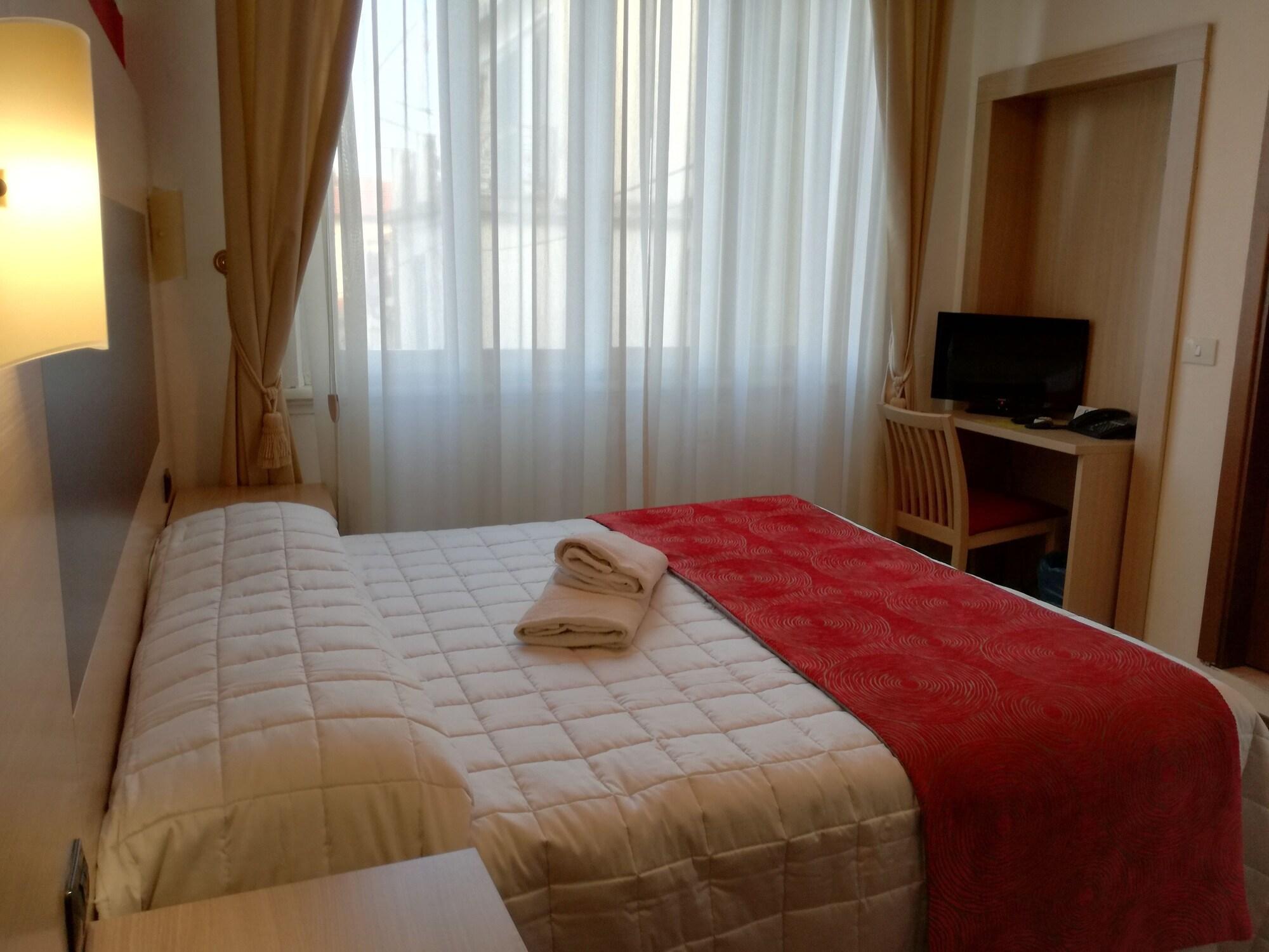 Hotel Playa Viareggio Buitenkant foto