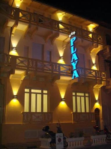Hotel Playa Viareggio Buitenkant foto